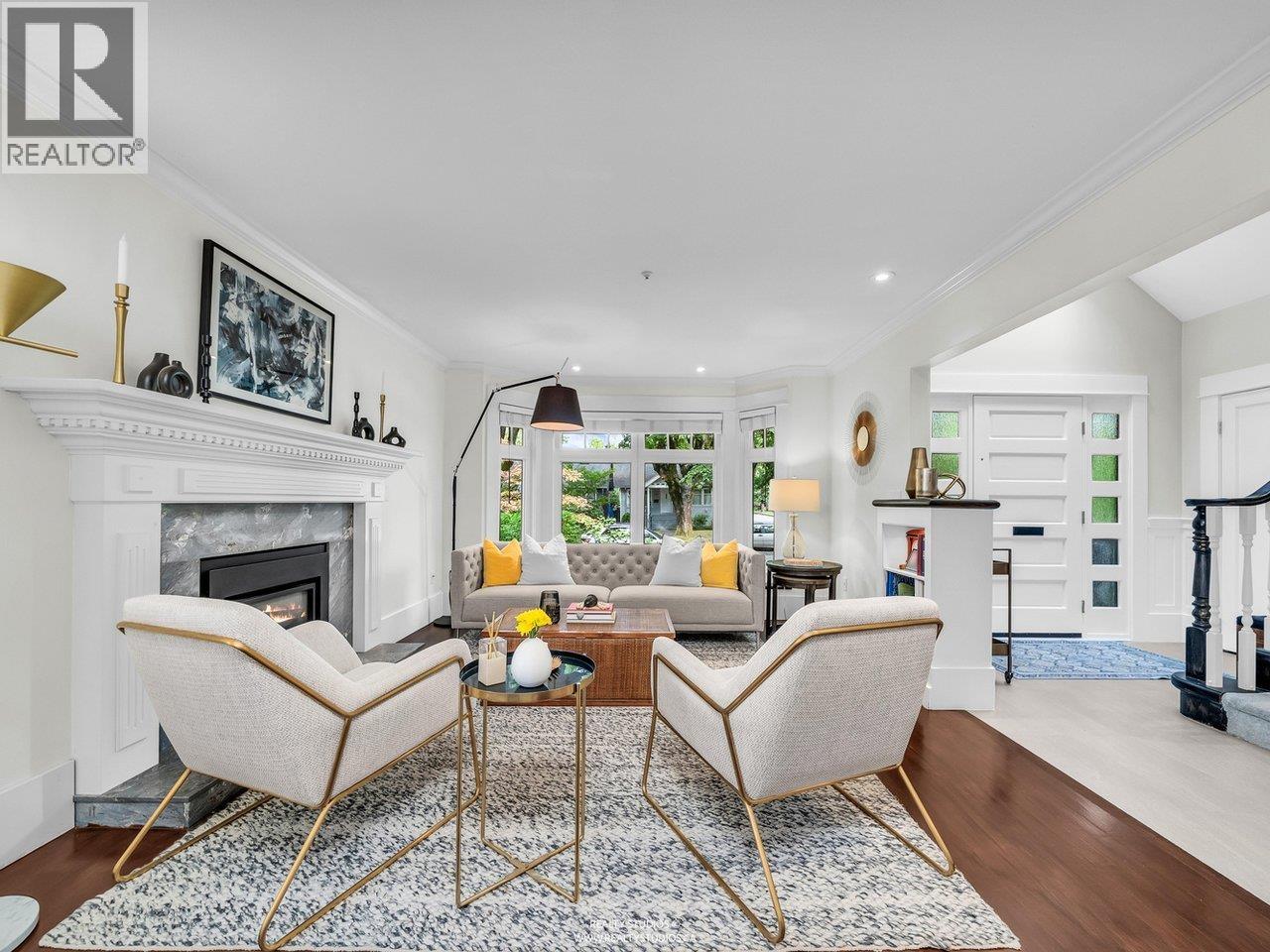 2702 W 15th Avenue, Vancouver, British Columbia  V6K 2Z8 - Photo 5 - R3048031