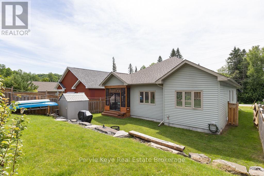 86 Chaffey Township Road, Huntsville, Ontario  P1H 1C8 - Photo 30 - X12379698