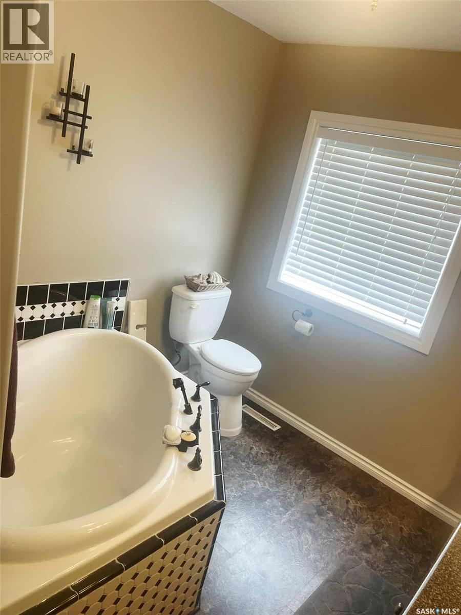 207 Ohlen Street, Stockholm, Saskatchewan  S0A 3Y0 - Photo 24 - SK018442