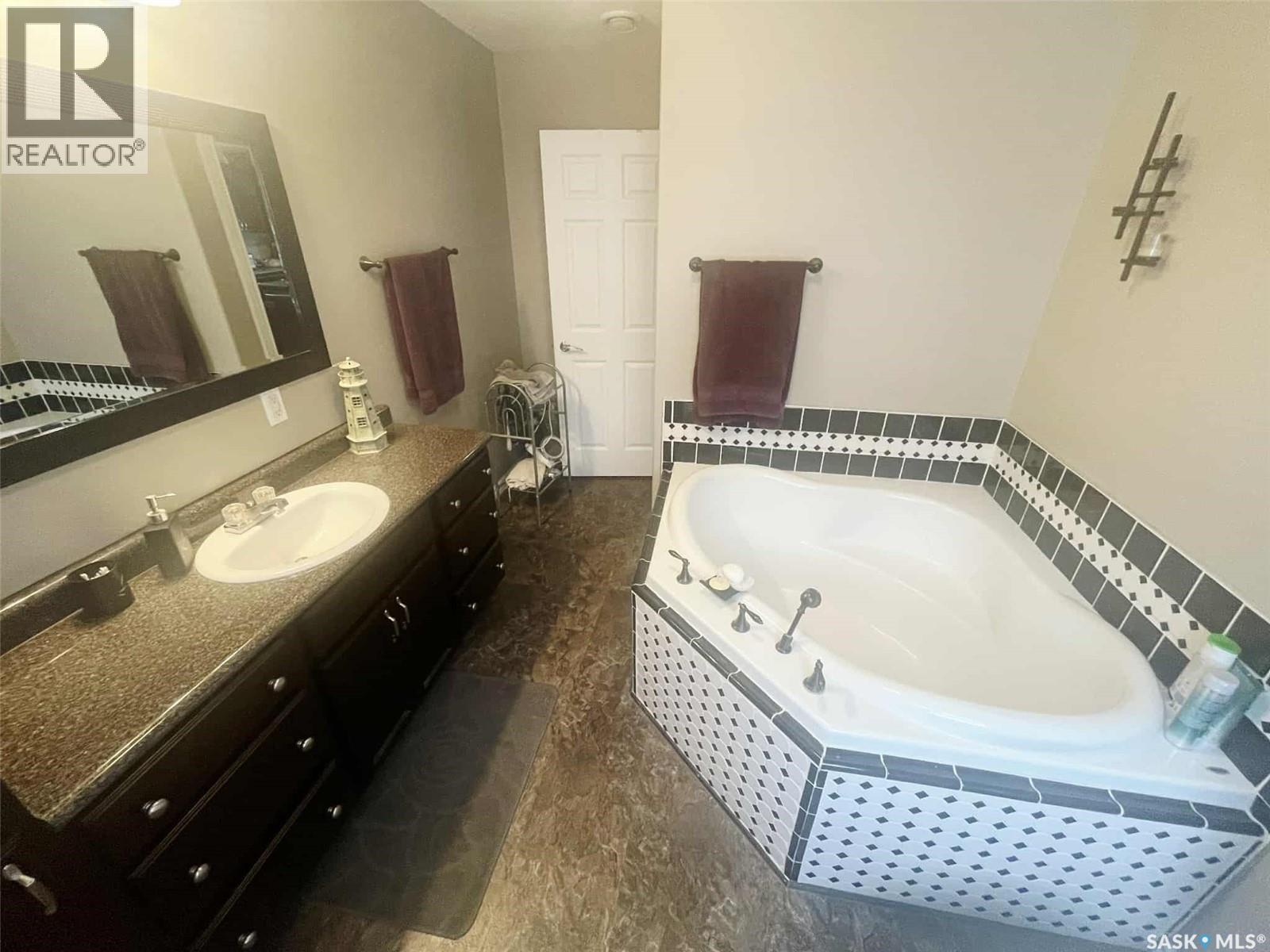 207 Ohlen Street, Stockholm, Saskatchewan  S0A 3Y0 - Photo 25 - SK018442