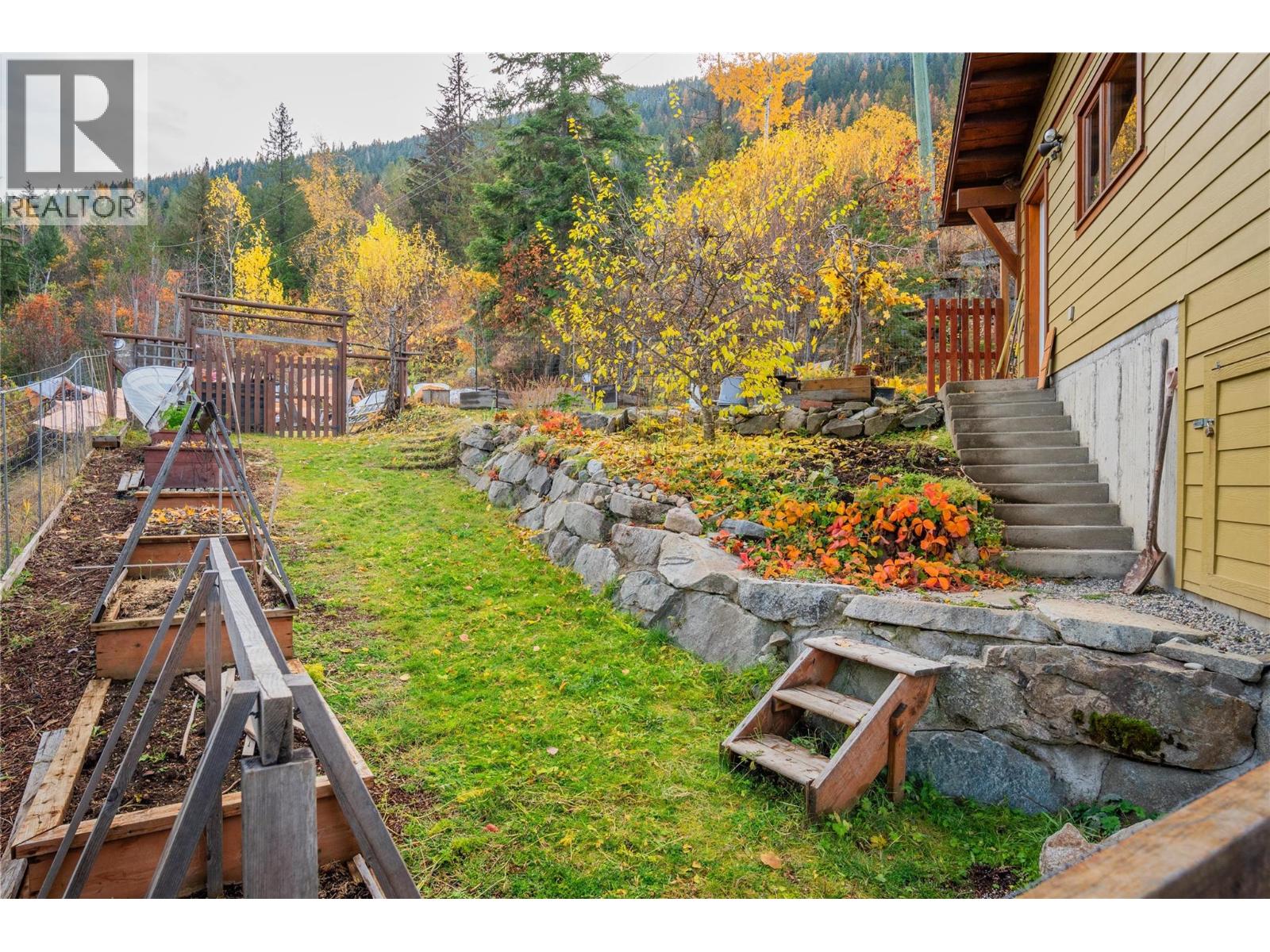 1630 Knox Road, Nelson, British Columbia  V1L 6Y6 - Photo 26 - 10328468