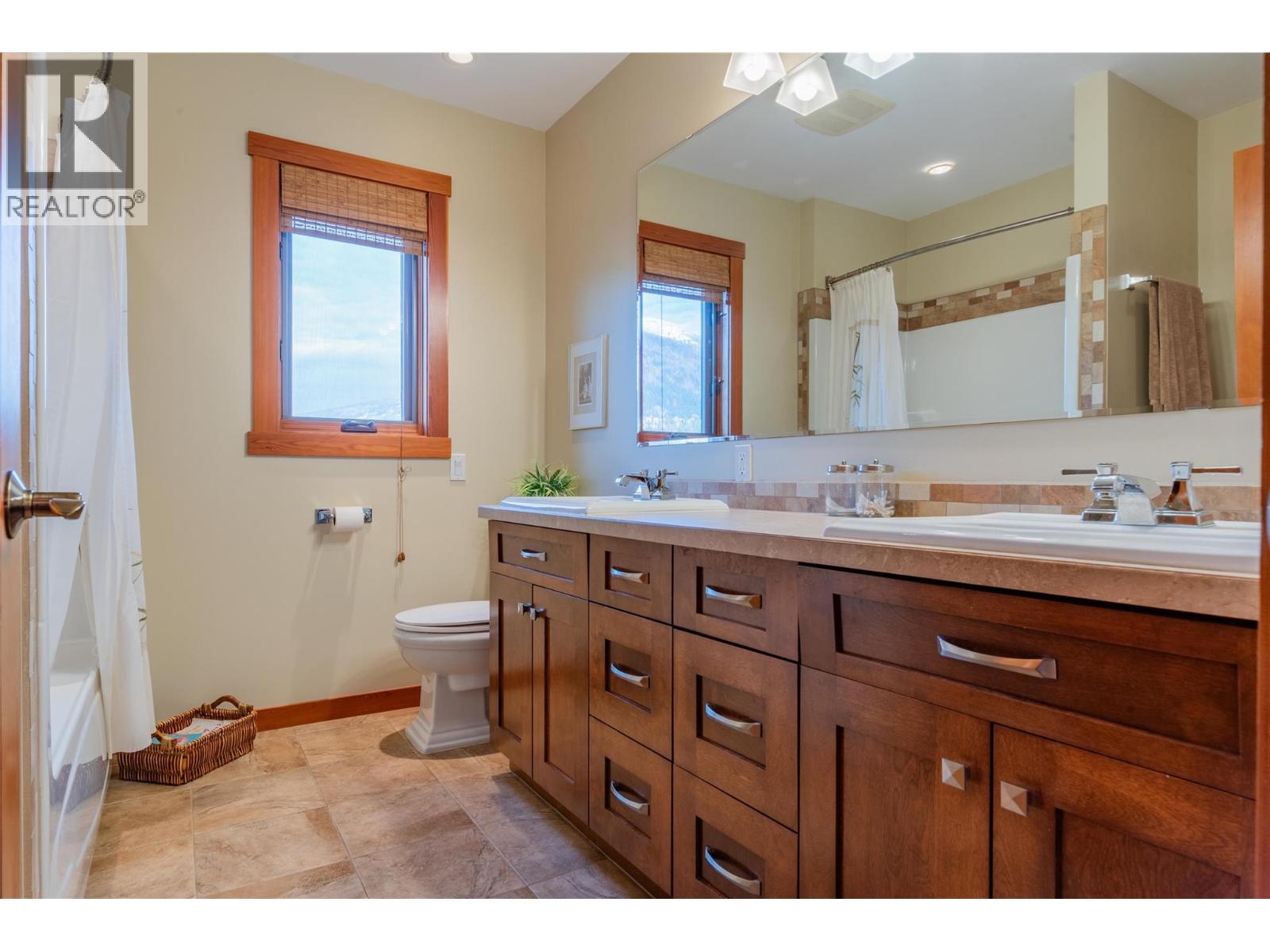1630 Knox Road, Nelson, British Columbia  V1L 6Y6 - Photo 83 - 10328468