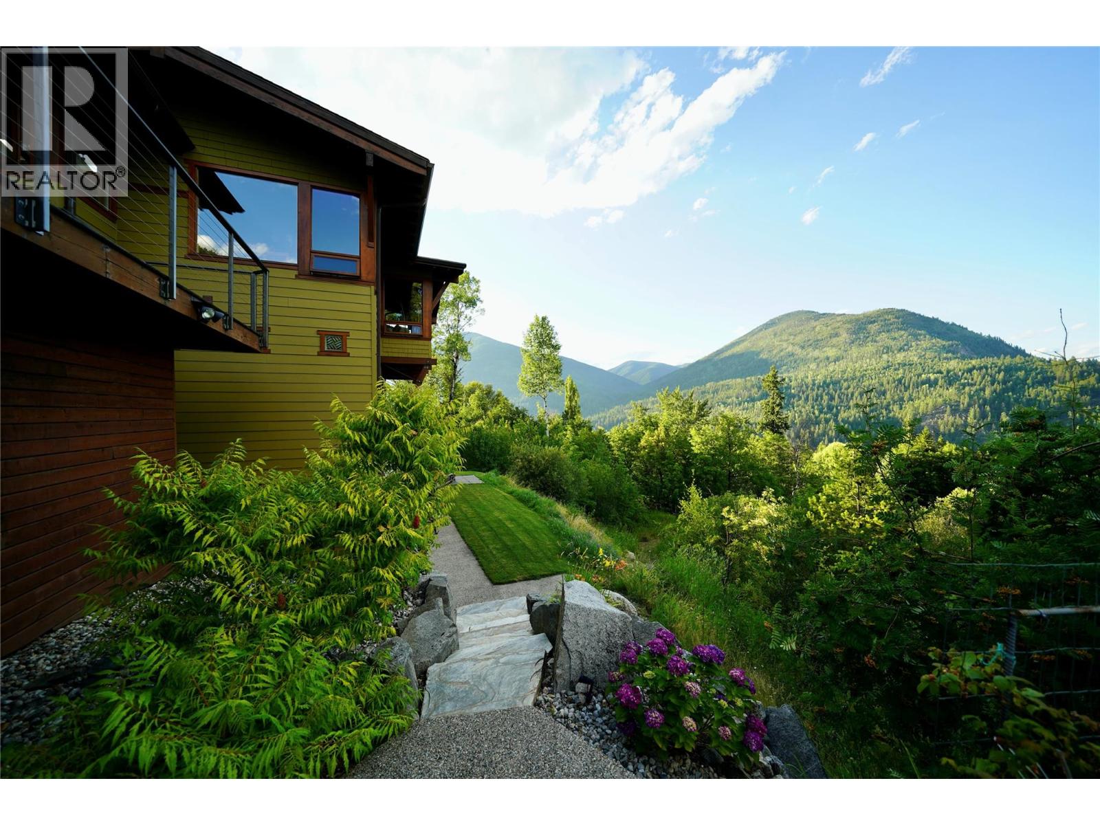 1630 Knox Road, Nelson, British Columbia  V1L 6Y6 - Photo 6 - 10328468