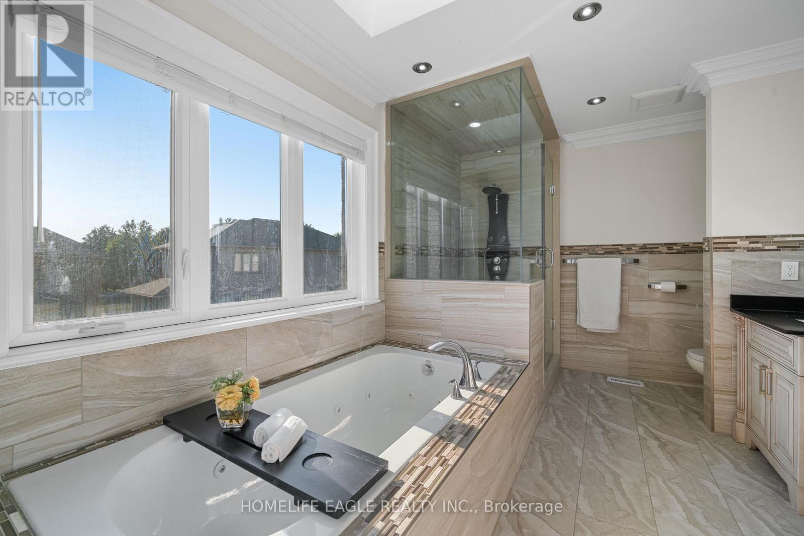 8 Nicolan Road, Toronto, Ontario  M1M 3J6 - Photo 15 - E12405262