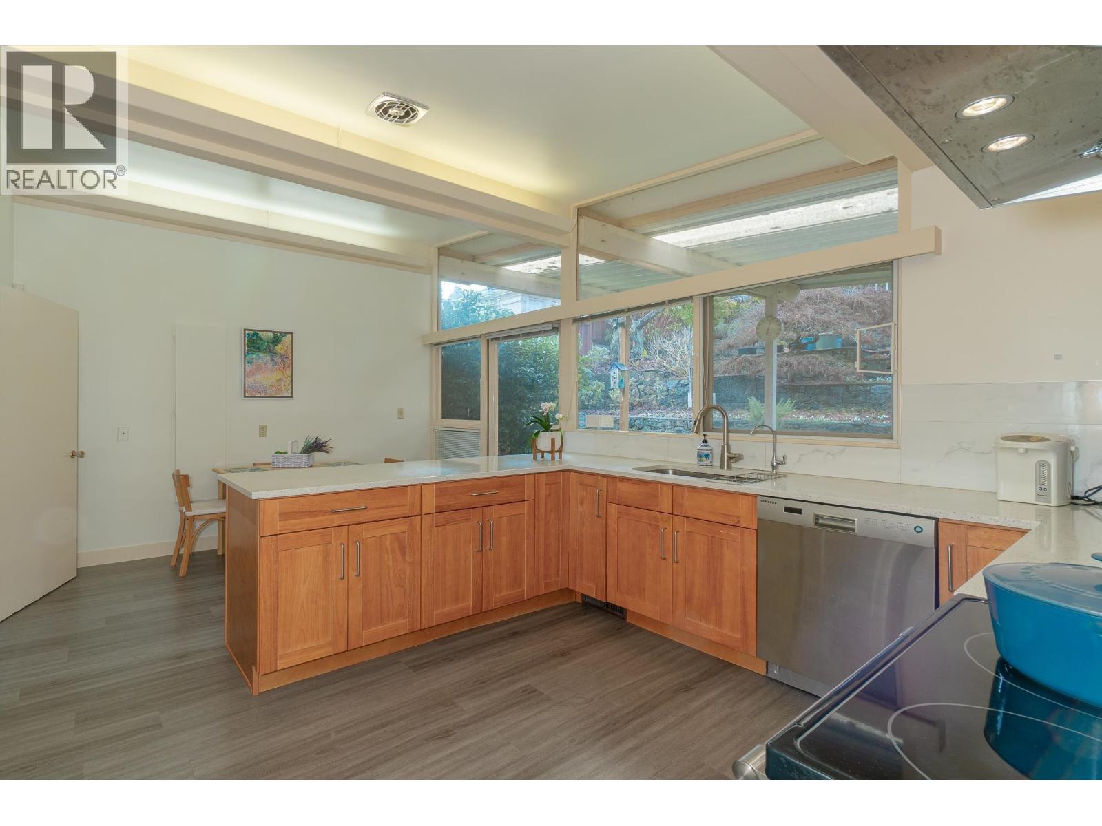 4807 Paton Street, Vancouver, British Columbia  V6L 2H9 - Photo 13 - R3038533