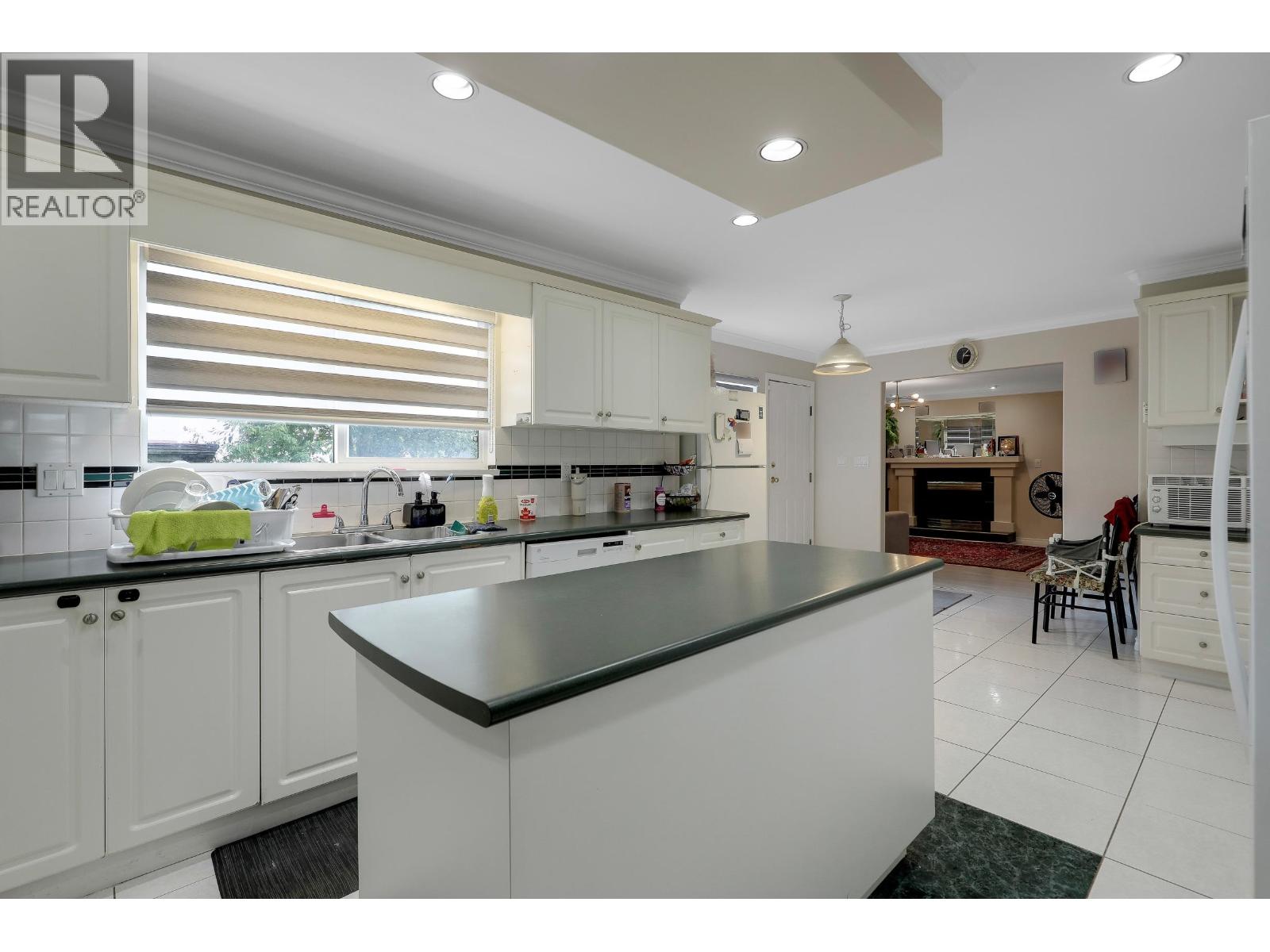 1210 Salter Street, New Westminster, British Columbia  V3M 5A7 - Photo 16 - R3047395