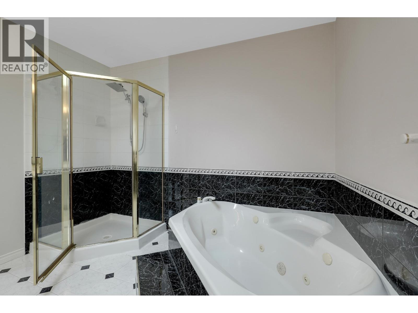 1210 Salter Street, New Westminster, British Columbia  V3M 5A7 - Photo 29 - R3047395
