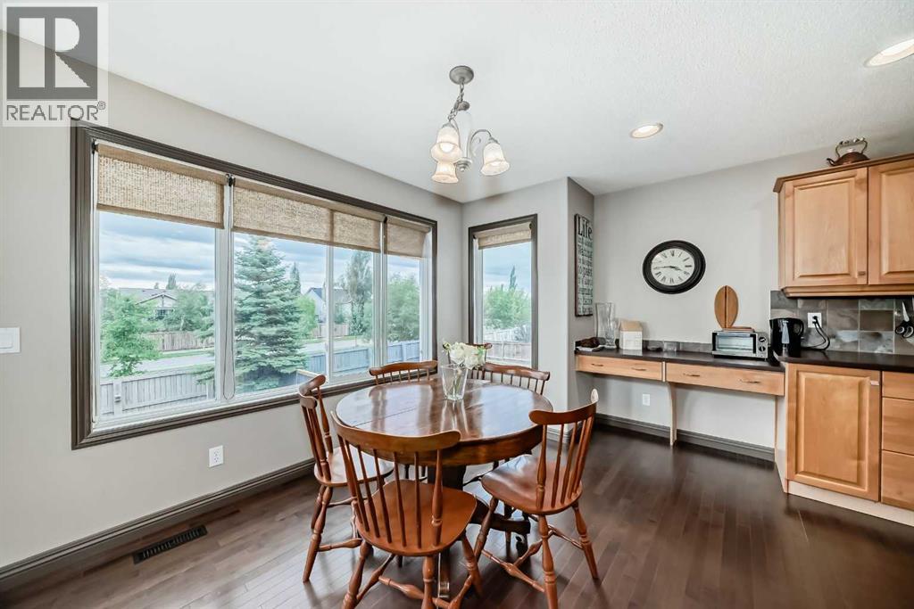 364 Everbrook Way Sw, Calgary, Alberta  T2Y 0C7 - Photo 13 - A2243946