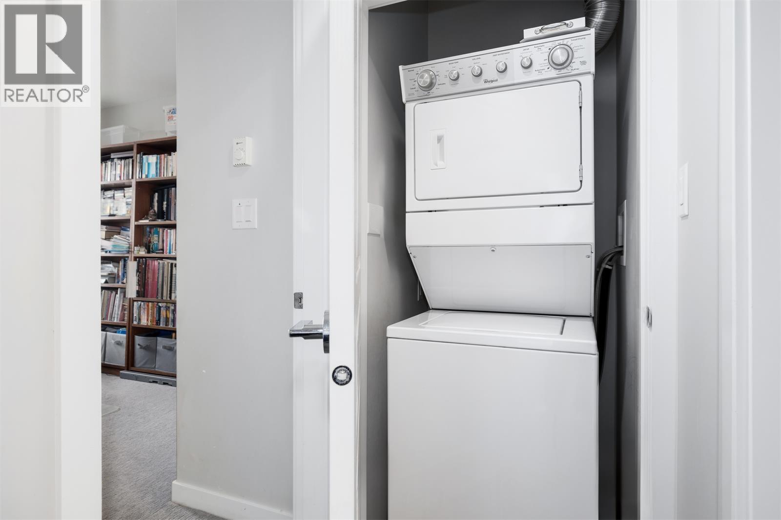 2502 3093 Windsor Gate, Coquitlam, British Columbia  V3B 0N2 - Photo 15 - R3047919