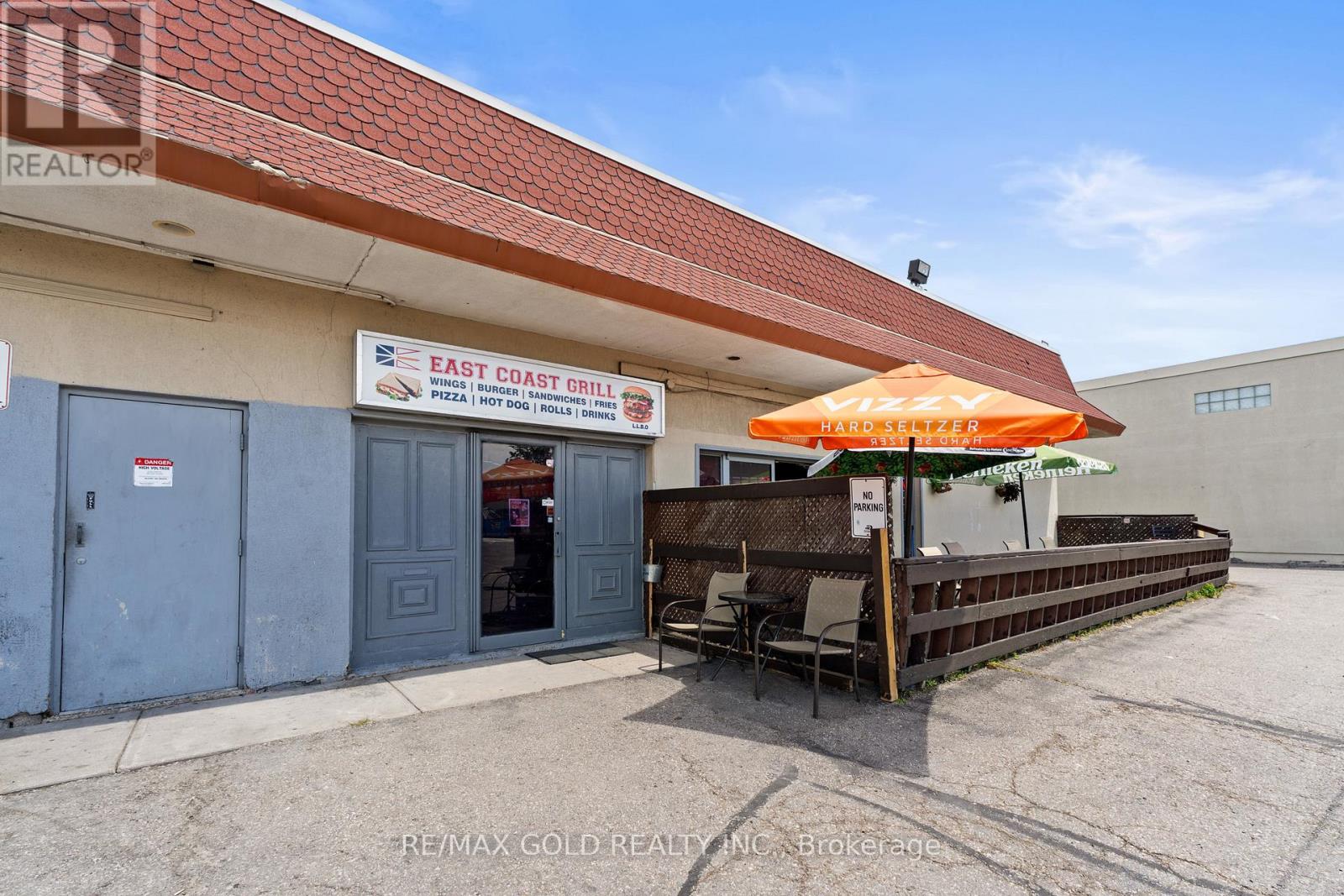 13 - 107 Kennedy Road S, Brampton, Ontario  L6W 3G3 - Photo 4 - W12405267