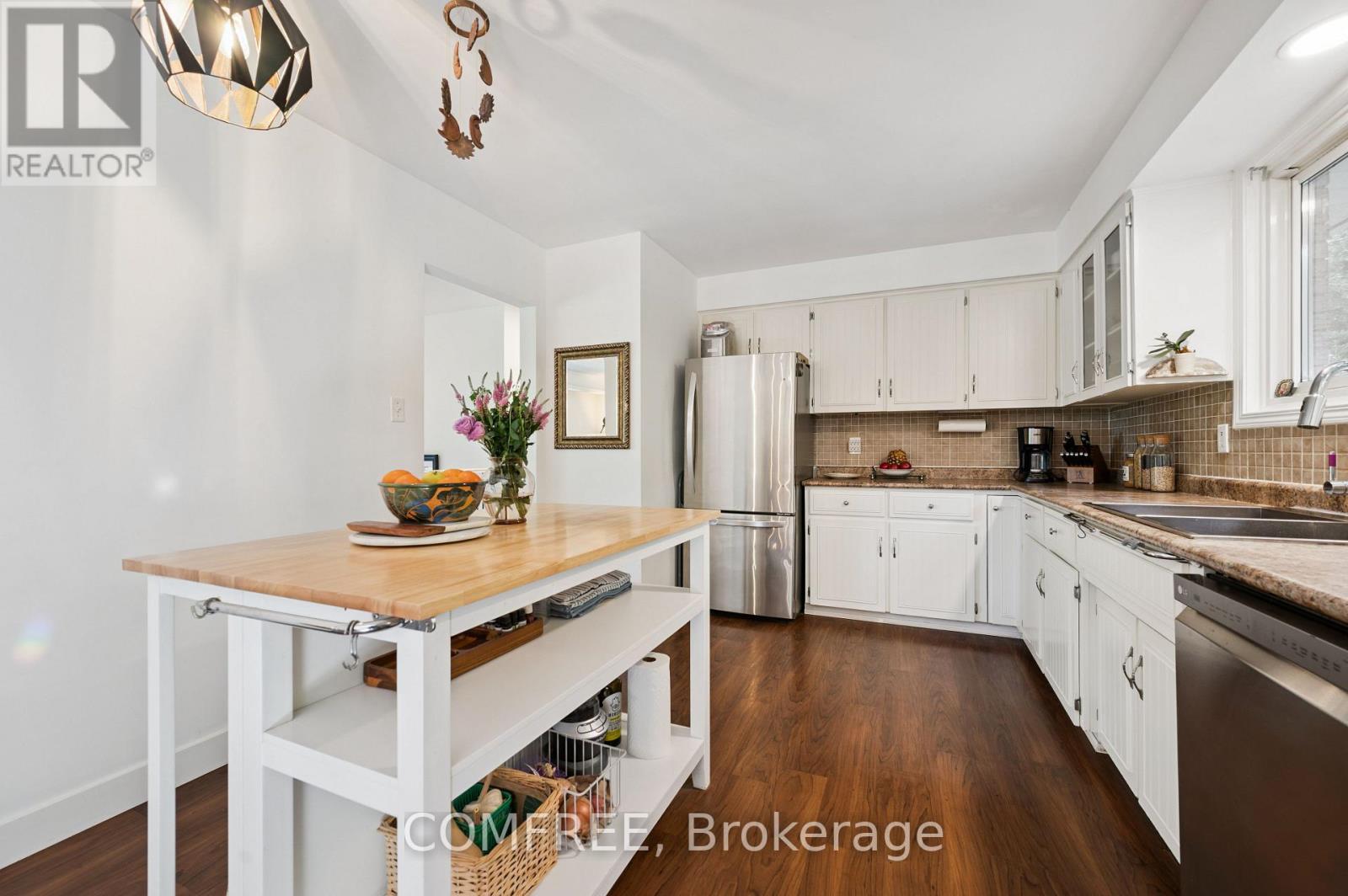 93 Water Street E, Centre Wellington (Elora/salem), Ontario  N0B 1S0 - Photo 8 - X12405285