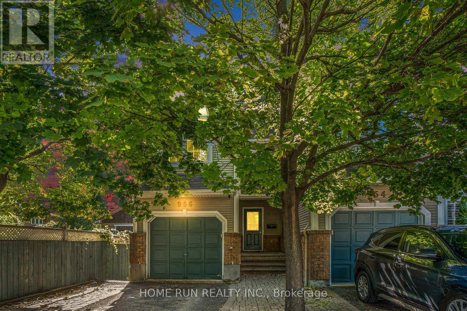 956 LOVITT ROAD, ottawa, Ontario