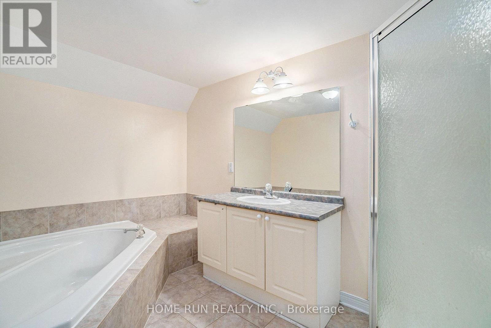 956 Lovitt Road, Ottawa, Ontario  K2B 1A7 - Photo 14 - X12405286