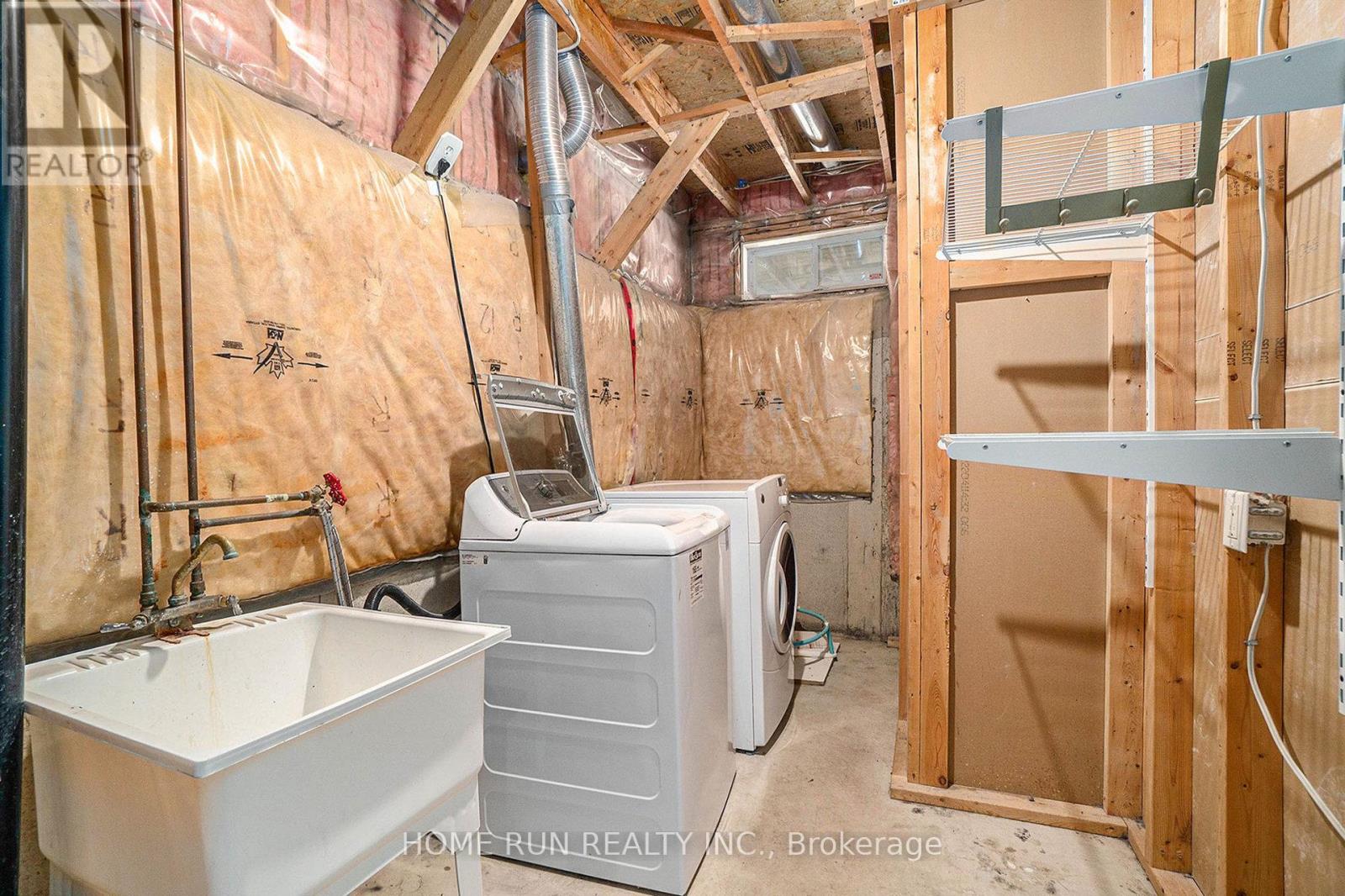 956 Lovitt Road, Ottawa, Ontario  K2B 1A7 - Photo 17 - X12405286