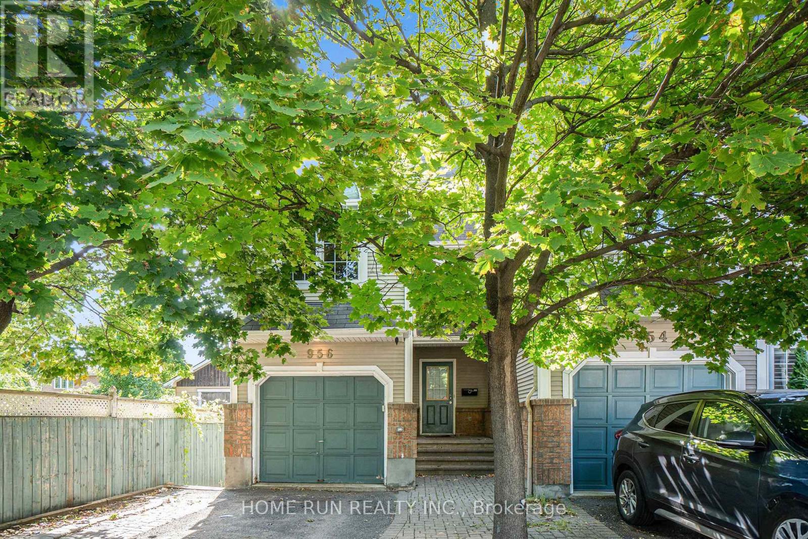 956 Lovitt Road, Ottawa, Ontario  K2B 1A7 - Photo 2 - X12405286