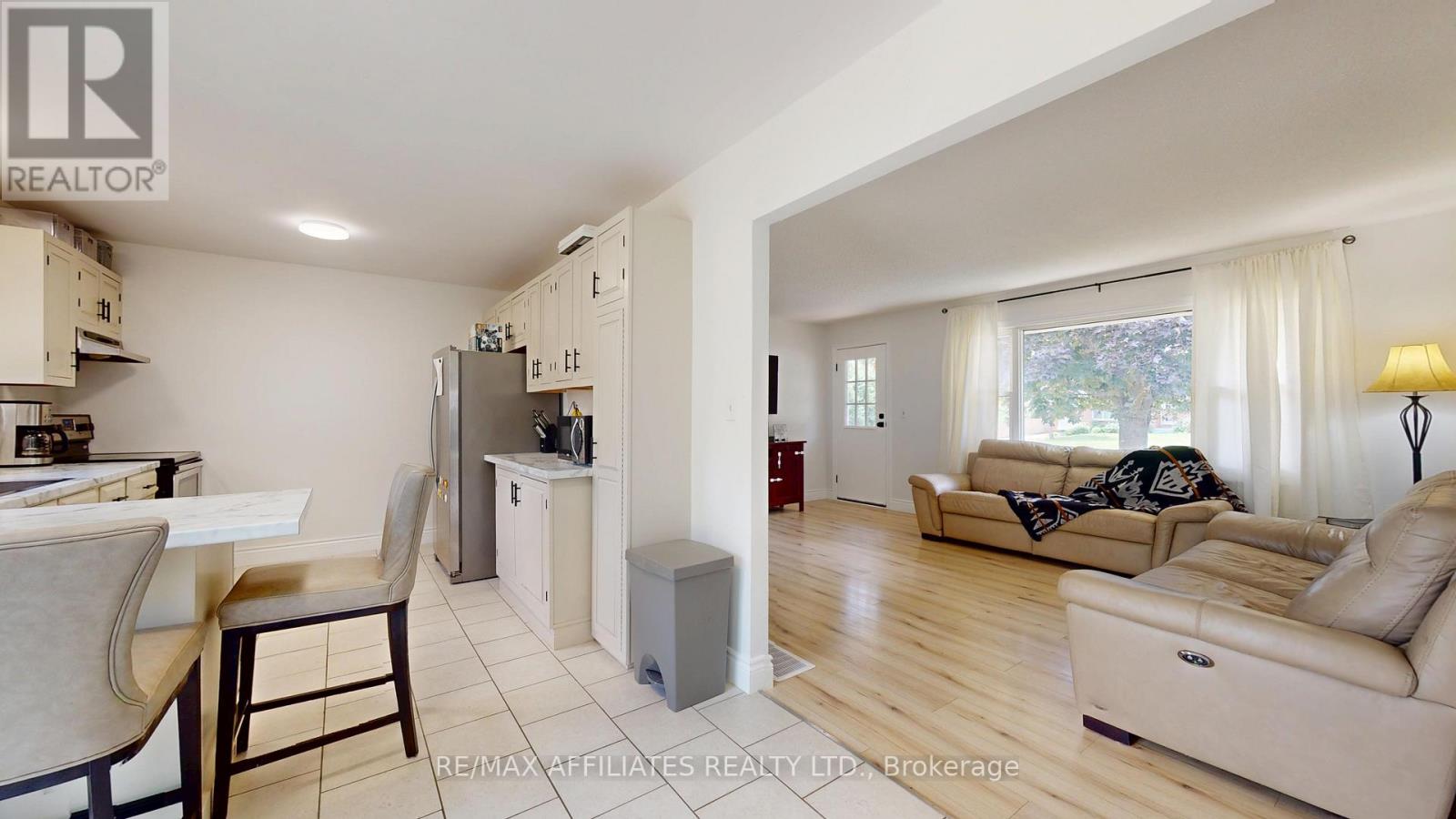 1249 North Augusta Road, Brockville, Ontario  K6V 5T2 - Photo 10 - X12405312