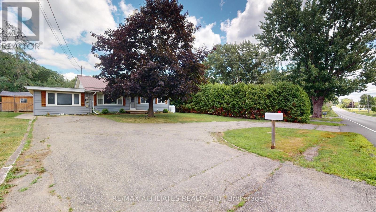 1249 North Augusta Road, Brockville, Ontario  K6V 5T2 - Photo 2 - X12405312