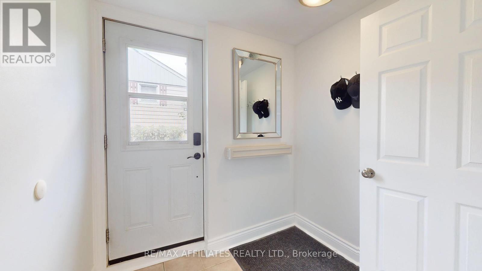 1249 North Augusta Road, Brockville, Ontario  K6V 5T2 - Photo 3 - X12405312