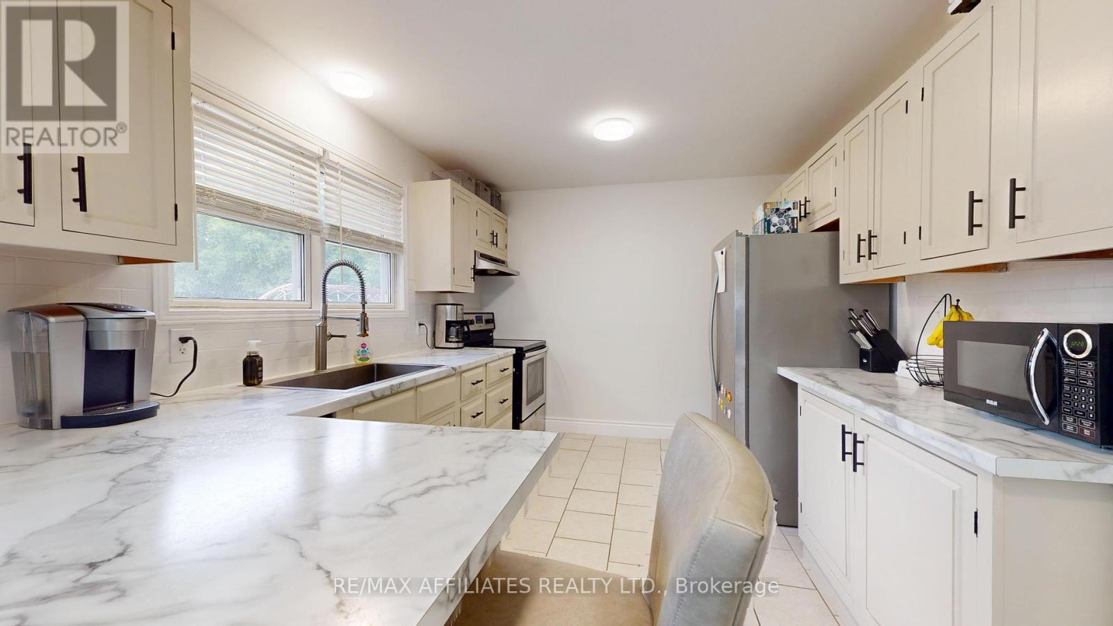 1249 North Augusta Road, Brockville, Ontario  K6V 5T2 - Photo 7 - X12405312