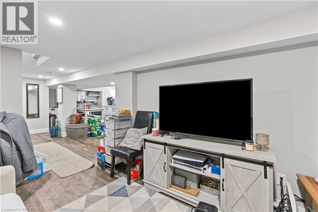 20 Holton Avenue S, Hamilton, Ontario  L8M 2L2 - Photo 6 - 40768126