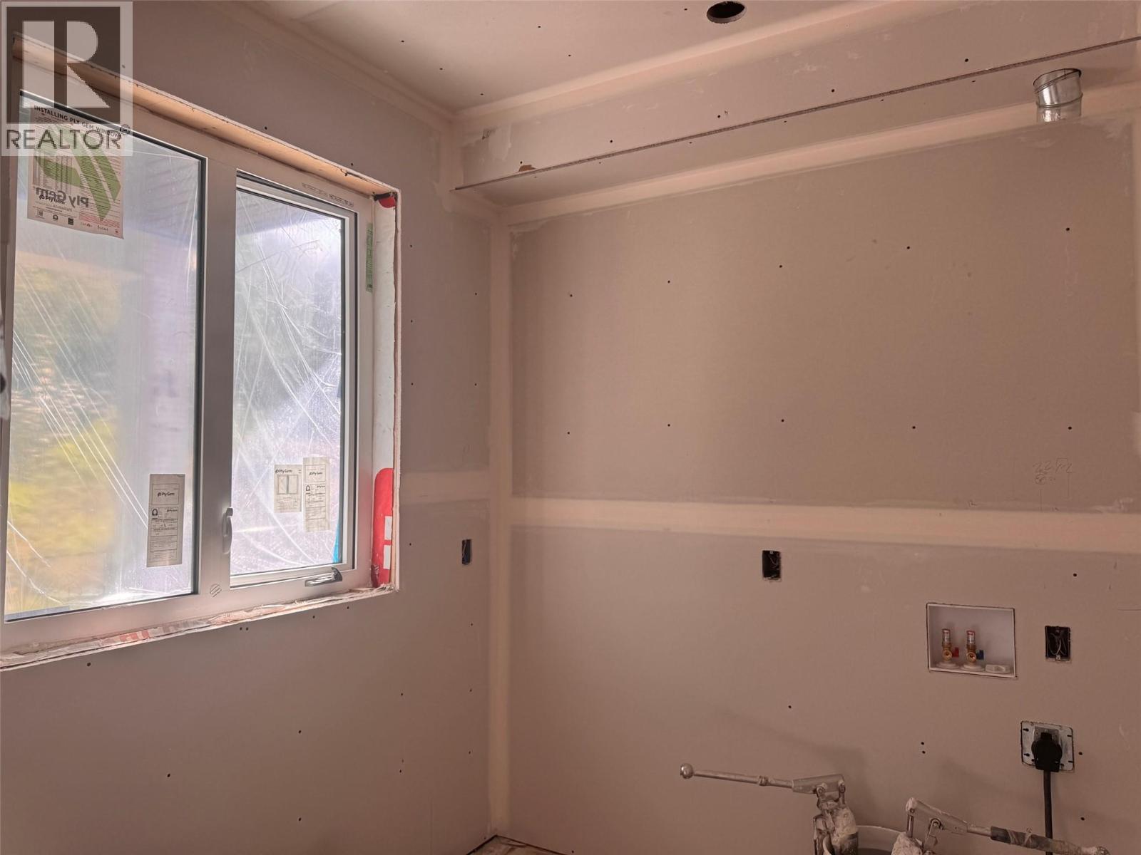 Photo 11 at 980 Bull Crescent Lot# 72, Lower Mission, Kelowna Photo 11 at 980 Bull Crescent Lot# 72, Lower Mission, Kelowna