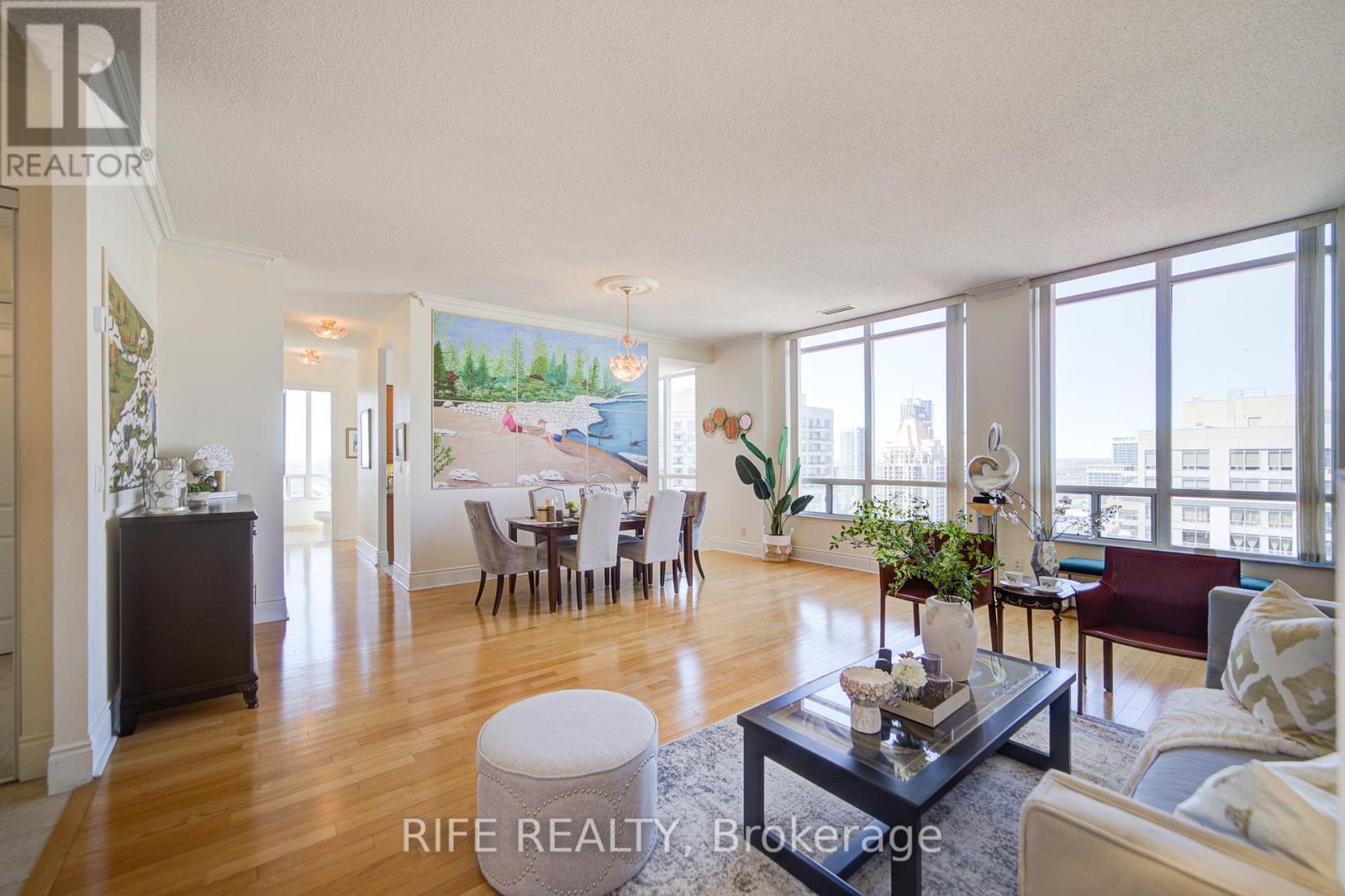 Gph10 - 3880 Duke Of York Boulevard, Mississauga, Ontario  L5B 4M7 - Photo 1 - W12109367