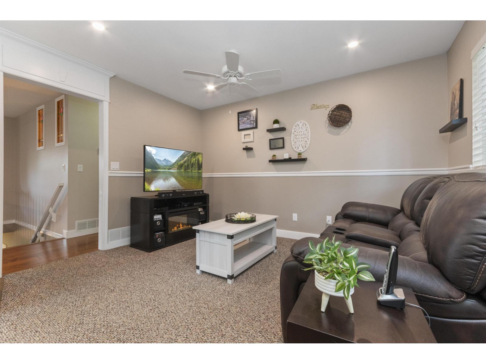 36135 Marshall Road, Abbotsford, British Columbia  V3G 2W9 - Photo 10 - R3046335