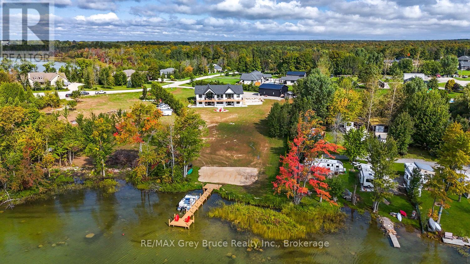 117 Almur Drive, Georgian Bluffs, Ontario  N0H 2T0 - Photo 44 - X12405287
