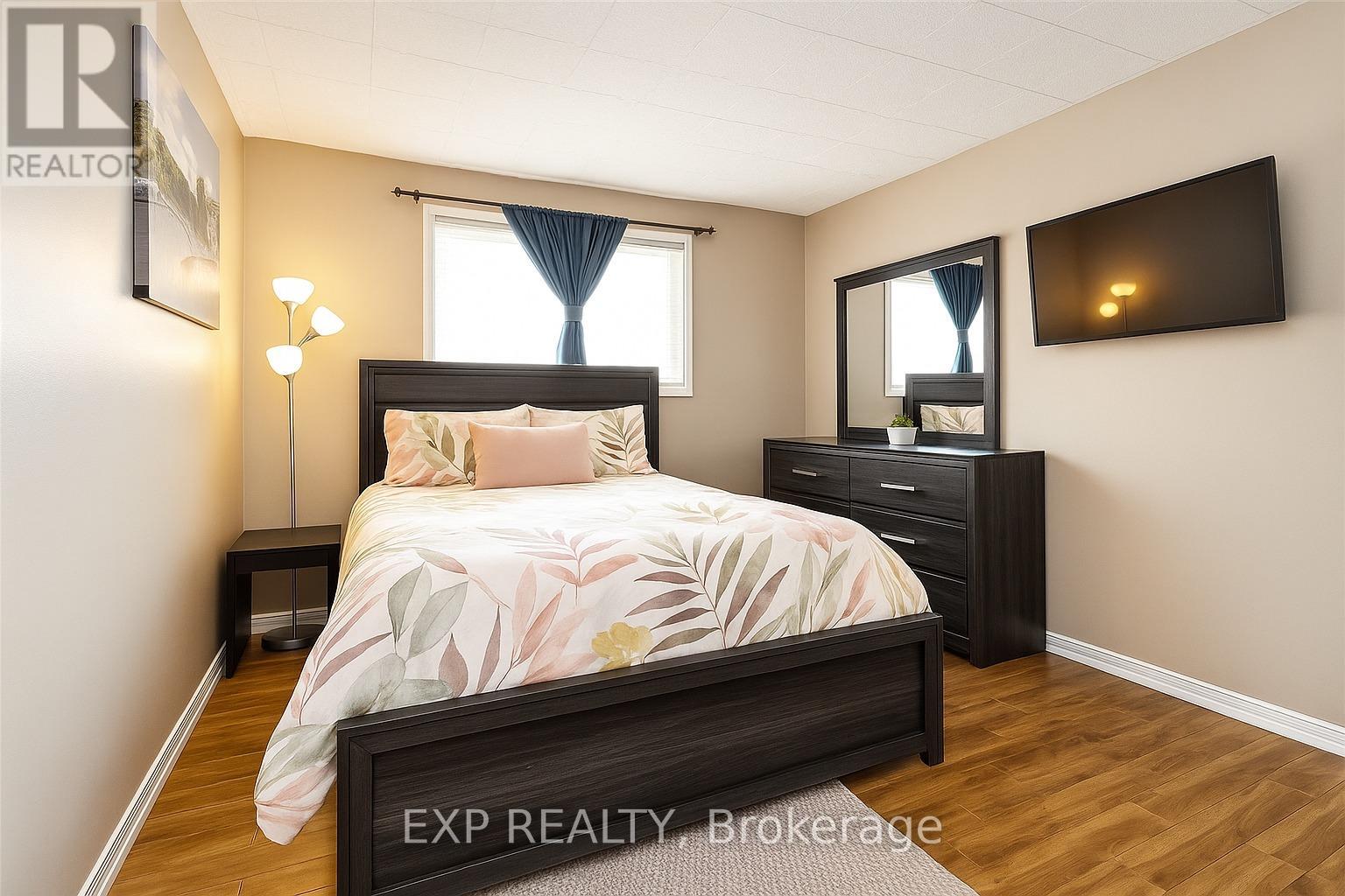 205 - 71 Vanier Drive, Kitchener, Ontario  N2C 1J4 - Photo 13 - X12405182