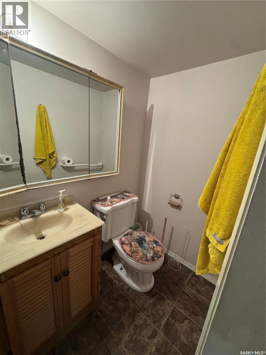 100 1st Avenue N, Spalding, Saskatchewan  S0K 4C0 - Photo 18 - SK018463