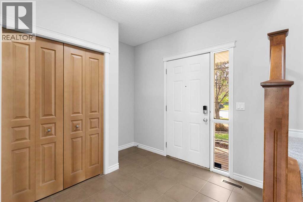 928 Prairie Springs Drive Sw, Airdrie, Alberta  T4B 0E4 - Photo 4 - A2246915