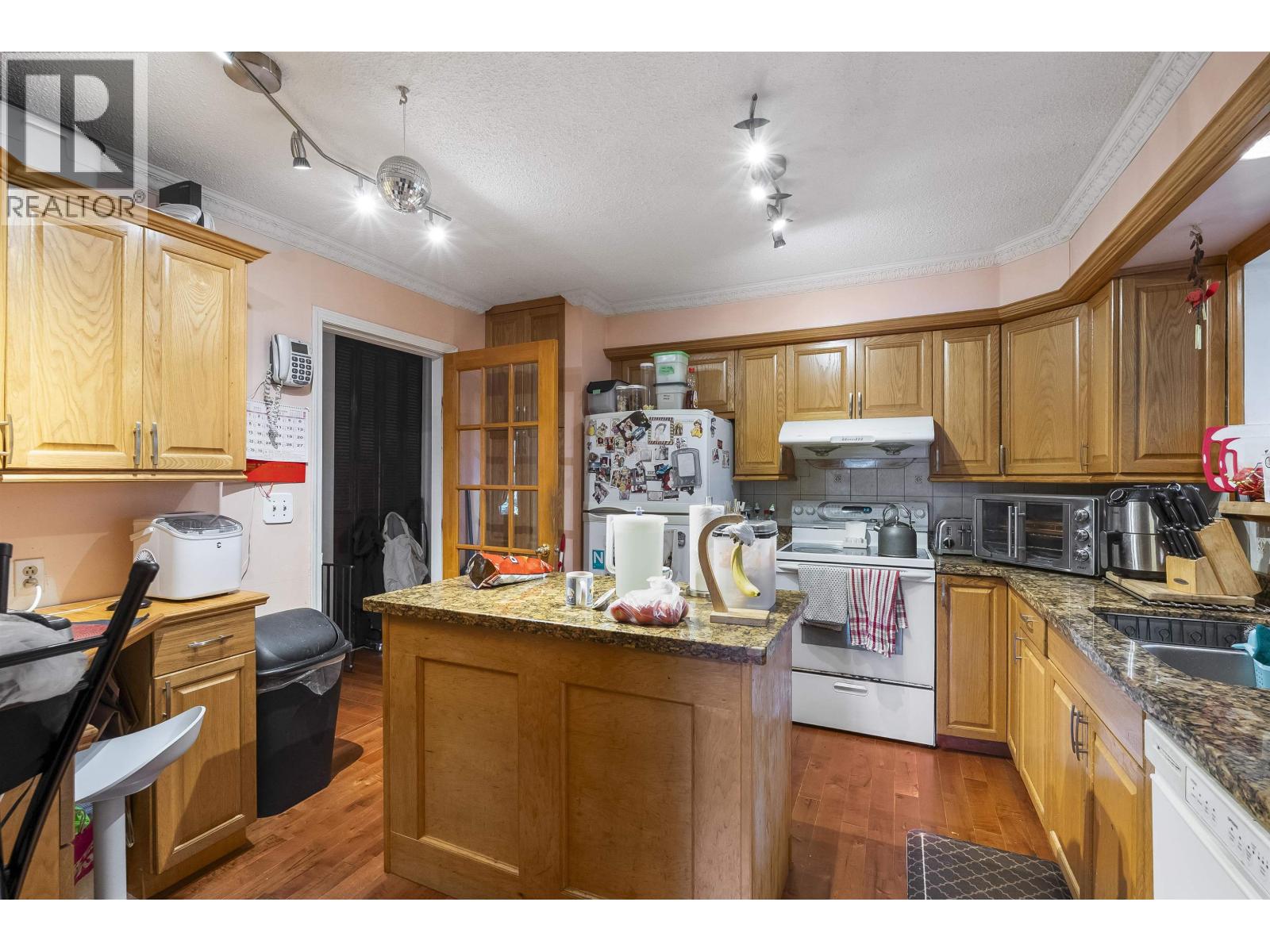 3106 Mariner Way, Coquitlam, British Columbia  V3C 3T3 - Photo 4 - R3047735