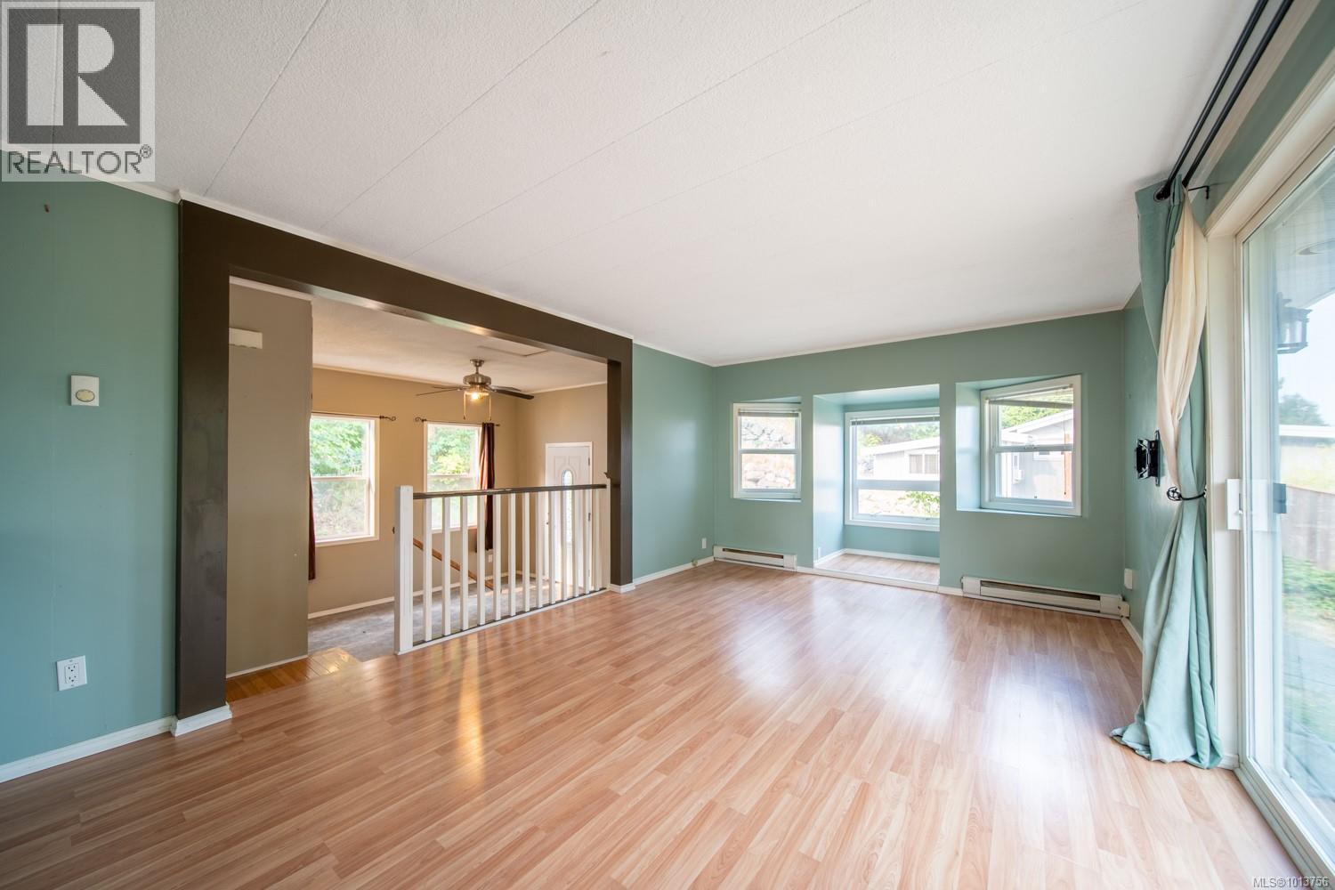 3010 Hillview Rd, Lantzville, British Columbia  V0R 2H0 - Photo 8 - 1013756