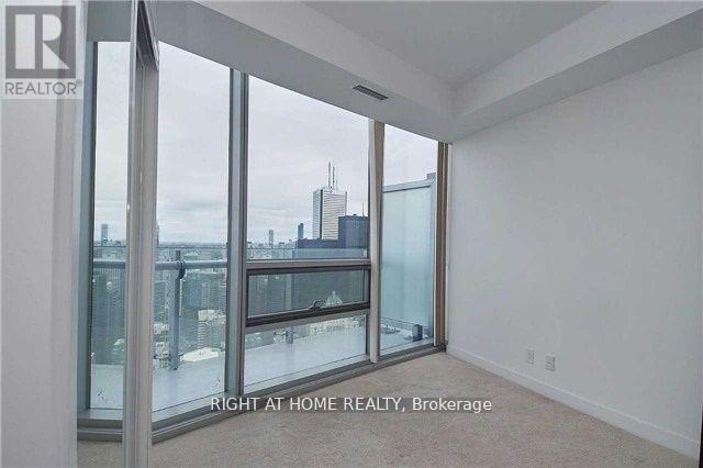 5707 - 12 York Street, Toronto (Waterfront Communities), Ontario  M5J 0A9 - Photo 14 - C12405302