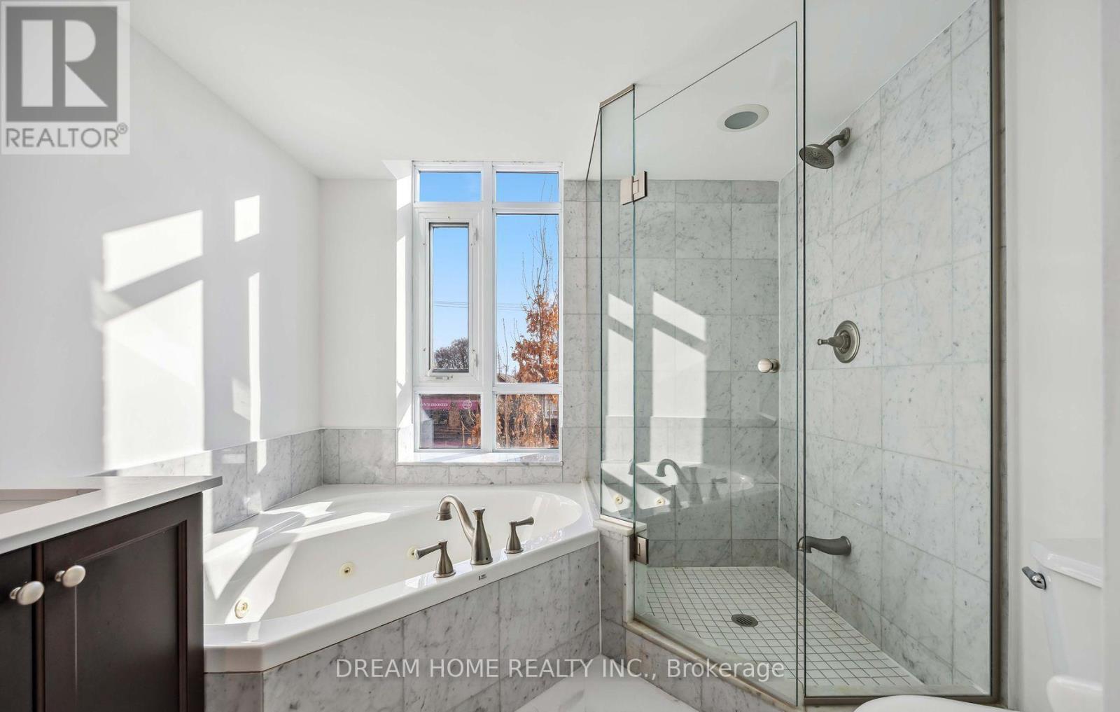 934 Mount Pleasant Road, Toronto (Mount Pleasant West), Ontario  M4P 2L6 - Photo 11 - C12405319