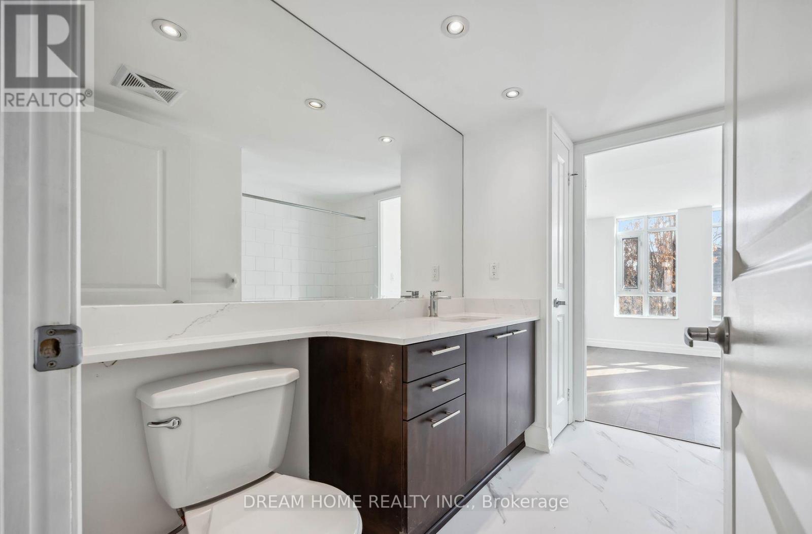934 Mount Pleasant Road, Toronto (Mount Pleasant West), Ontario  M4P 2L6 - Photo 12 - C12405319