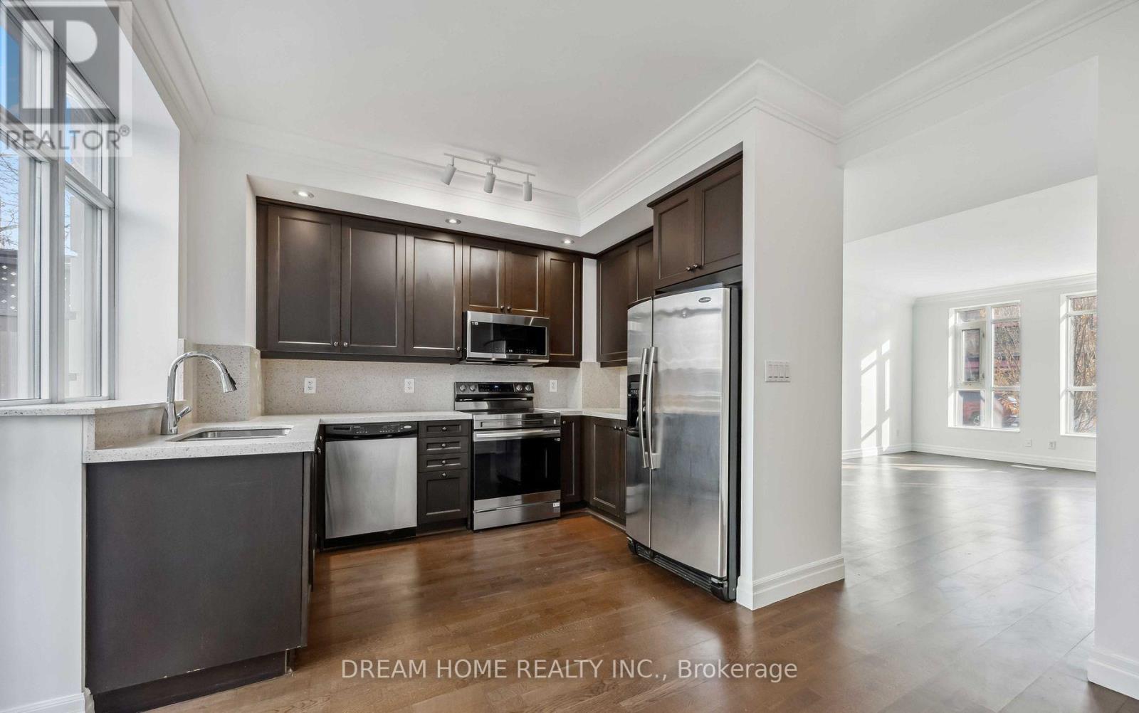 934 Mount Pleasant Road, Toronto (Mount Pleasant West), Ontario  M4P 2L6 - Photo 4 - C12405319