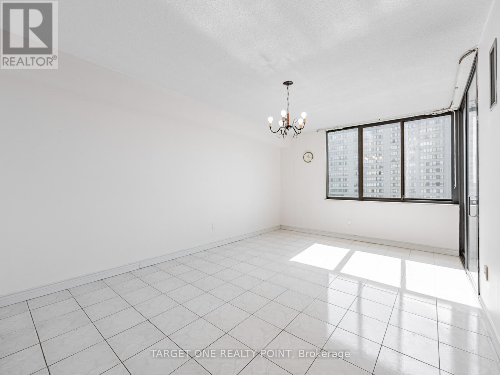 1007 - 2350 Bridletowne Circle, Toronto, Ontario  M1W 3E6 - Photo 18 - E12405282