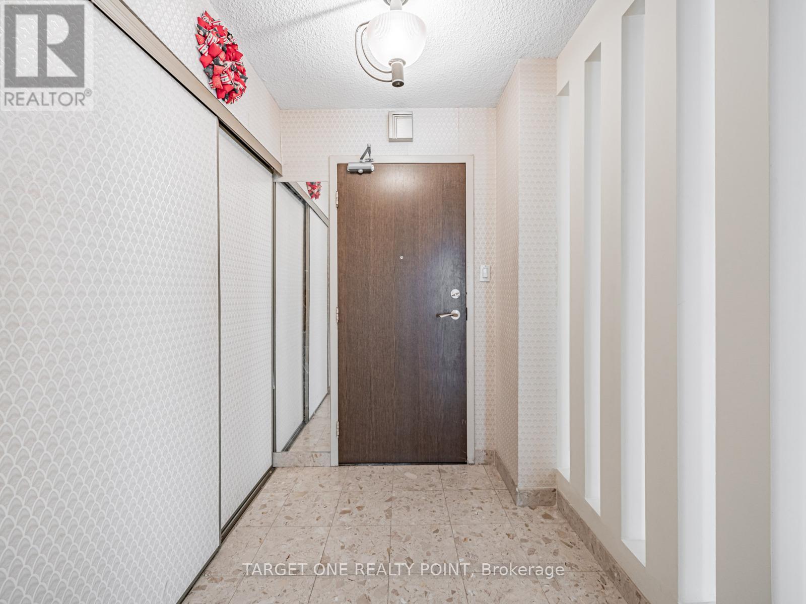 1007 - 2350 Bridletowne Circle, Toronto, Ontario  M1W 3E6 - Photo 3 - E12405282