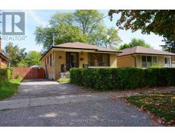 3 HOLTON ROAD, Toronto, Ontario