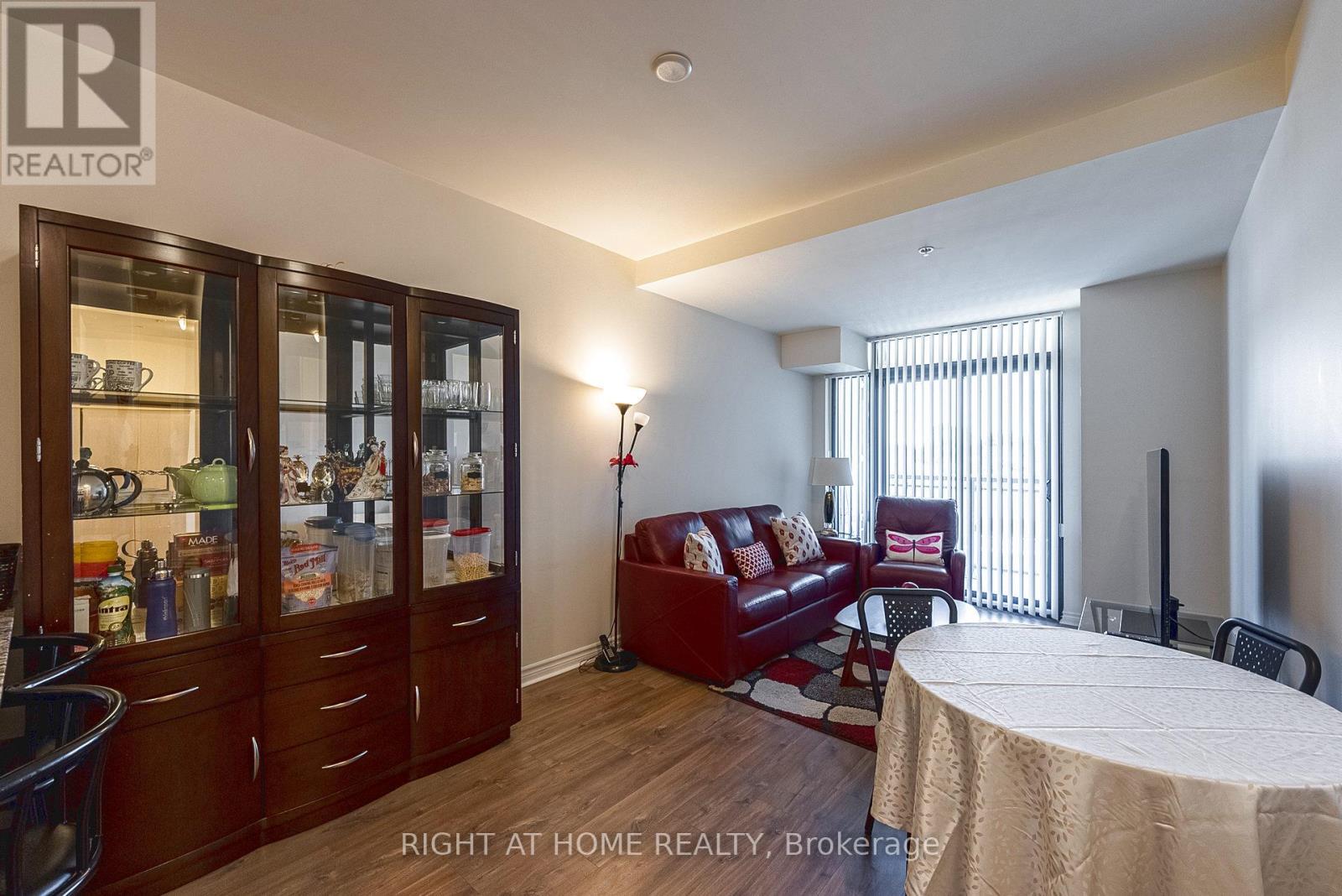 314 - 2522 Keele Street, Toronto, Ontario  M6L 0A2 - Photo 6 - W12397198