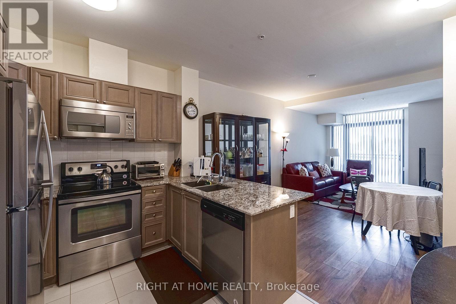 314 - 2522 Keele Street, Toronto, Ontario  M6L 0A2 - Photo 4 - W12397198