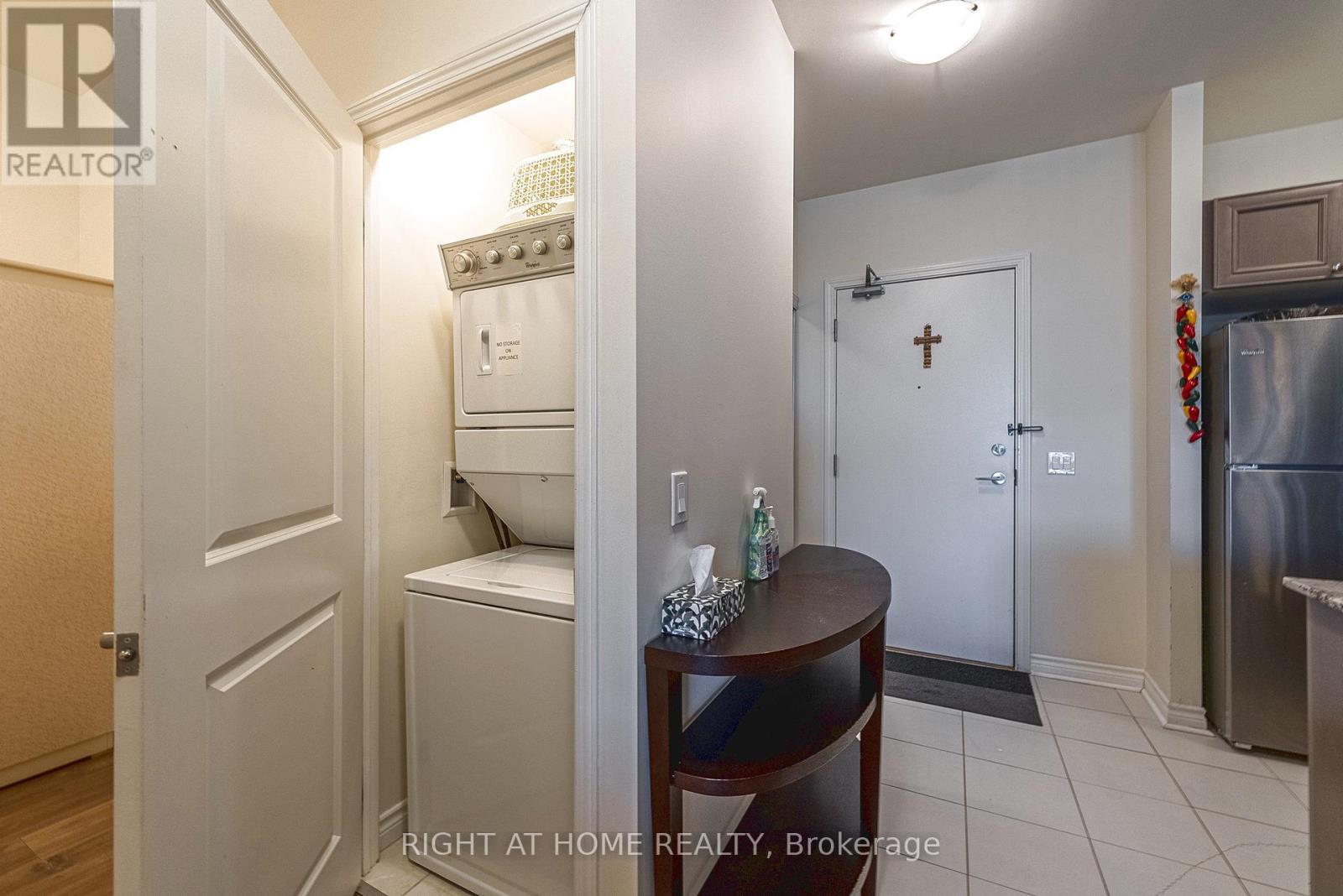 314 - 2522 Keele Street, Toronto, Ontario  M6L 0A2 - Photo 9 - W12397198