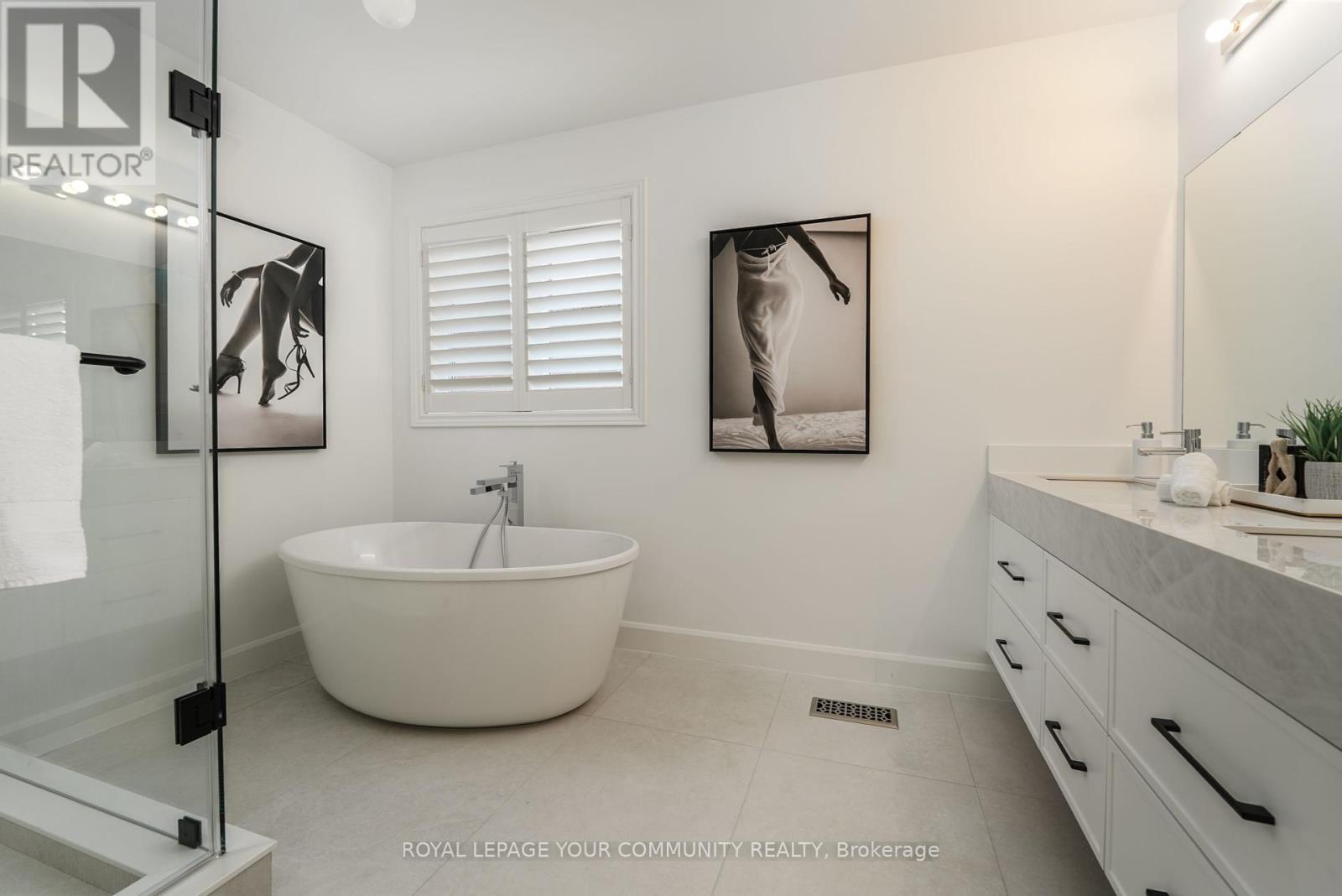 4 Dairy Avenue, Richmond Hill, Ontario  L4E 4X5 - Photo 28 - N12405297