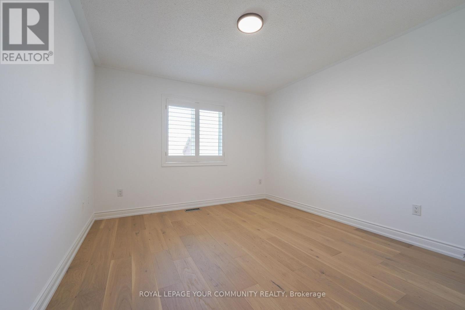 4 Dairy Avenue, Richmond Hill, Ontario  L4E 4X5 - Photo 31 - N12405297