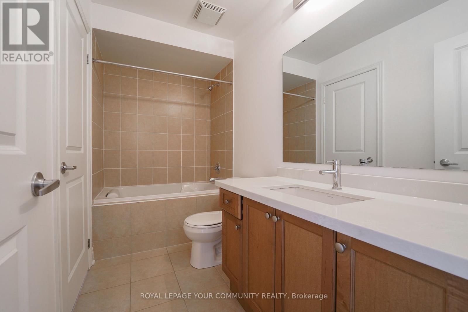 4 Dairy Avenue, Richmond Hill, Ontario  L4E 4X5 - Photo 33 - N12405297