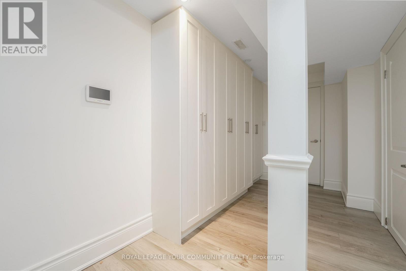 4 Dairy Avenue, Richmond Hill, Ontario  L4E 4X5 - Photo 36 - N12405297