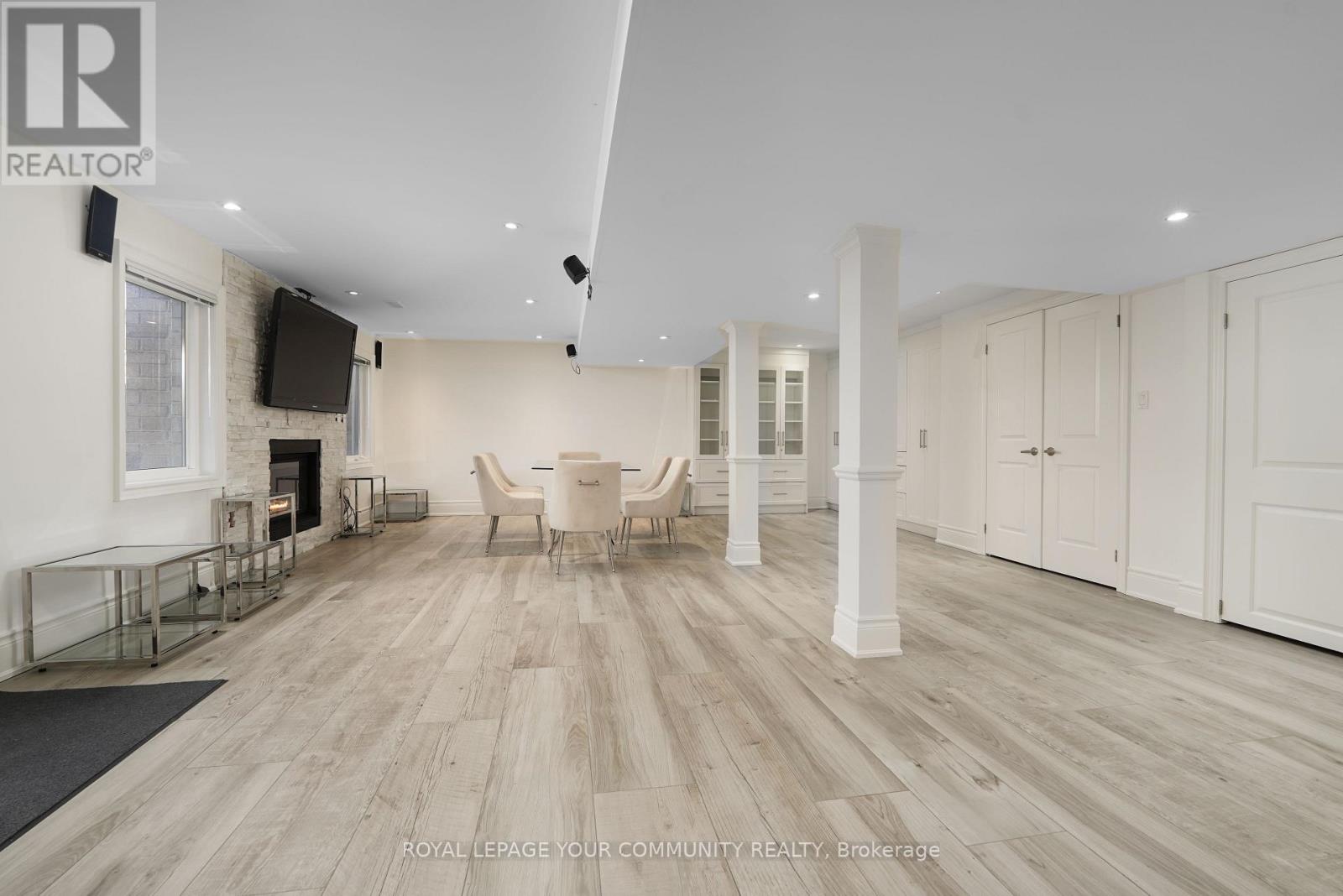 4 Dairy Avenue, Richmond Hill, Ontario  L4E 4X5 - Photo 39 - N12405297