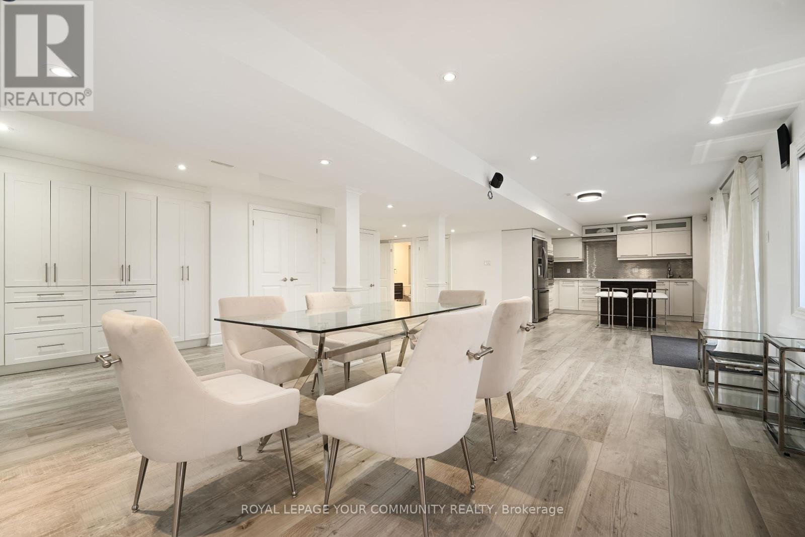 4 Dairy Avenue, Richmond Hill, Ontario  L4E 4X5 - Photo 44 - N12405297