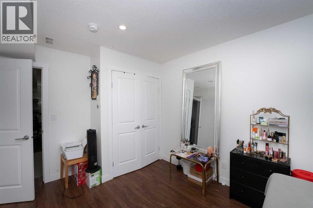 64 Belvedere Park Se, Calgary, Alberta  T2A 7G7 - Photo 28 - A2244702